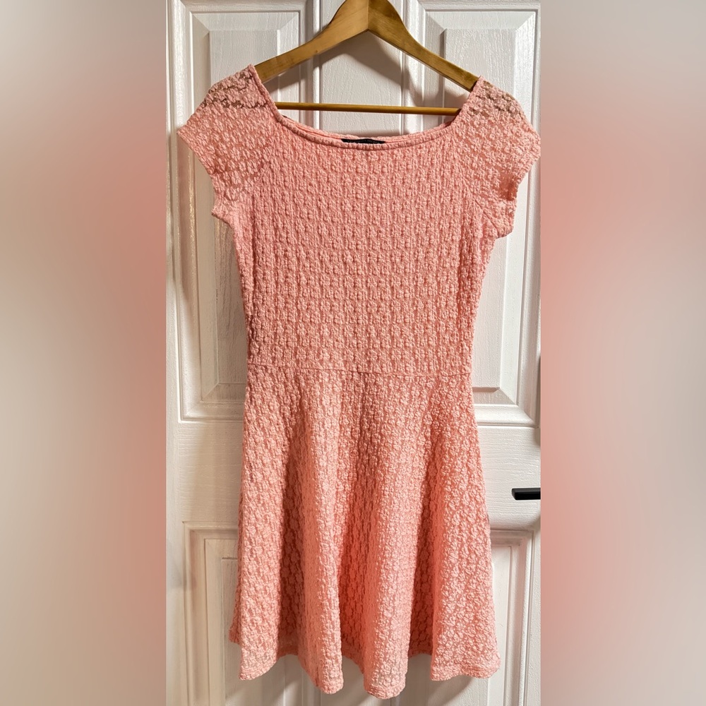 Victoria’s Secret Pink Textured Skater Dress Small | Fit & Flare Spring